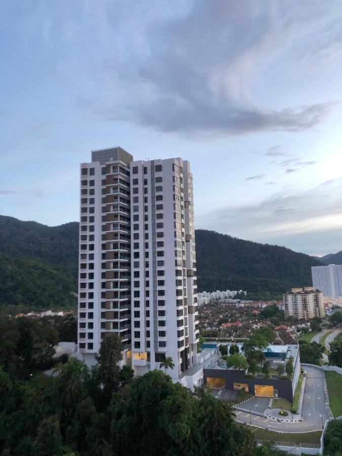 Beach Resort Home Stay Sri Sayang Apartment Batu Ferringhi 2Bedroom Dış mekan fotoğraf